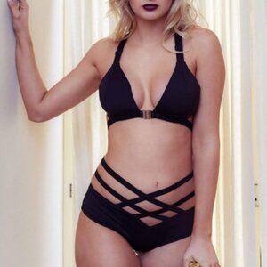 Lunalae Strappy Pole Shorts (US6/AUS10/EUR38)